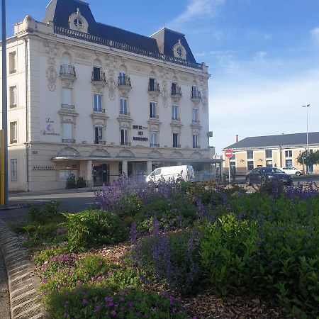 Logis Hotel Des Bourbons Монлюсон Экстерьер фото
