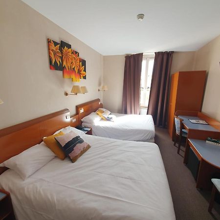Logis Hotel Des Bourbons Монлюсон Экстерьер фото