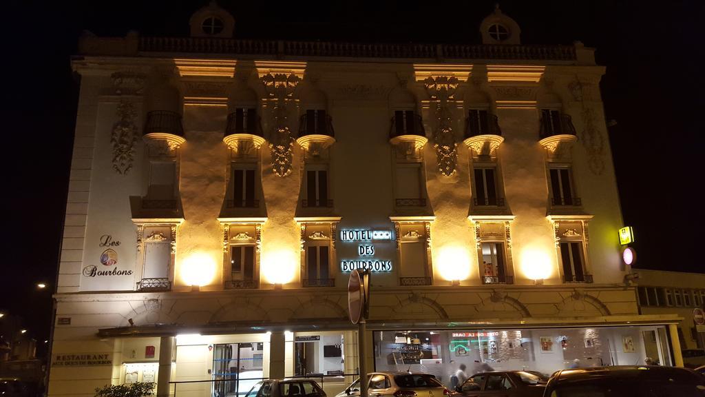 Logis Hotel Des Bourbons Монлюсон Экстерьер фото