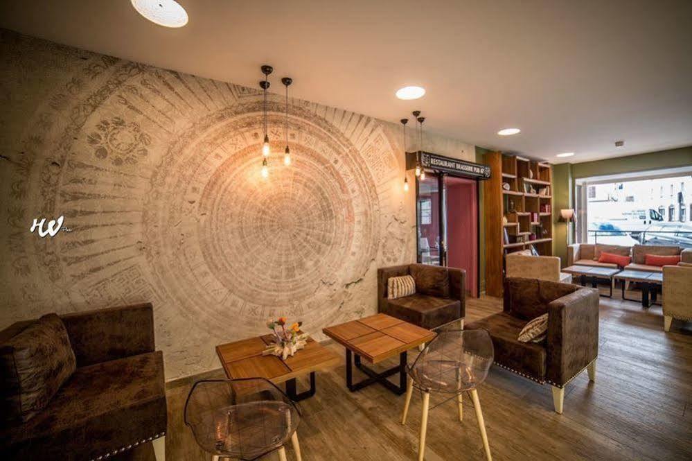 Logis Hotel Des Bourbons Монлюсон Экстерьер фото